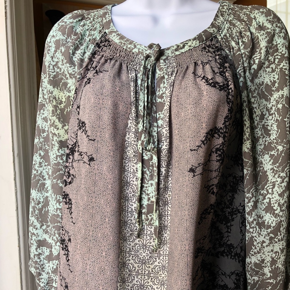 Daniel Rainn Blouse. S